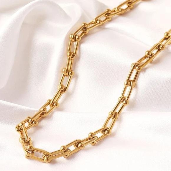 18K Gold Plated Hardwear Graduated Link Necklace*U Link Chain*Waterproof - Picture 1 of 7